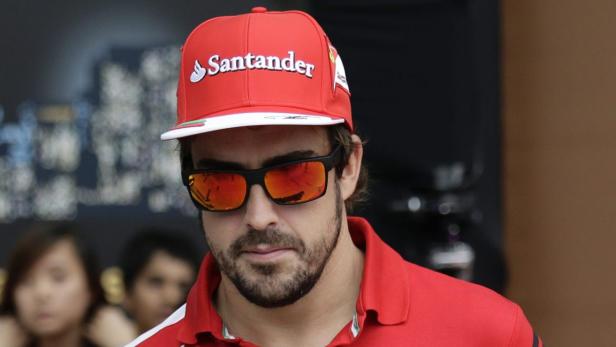 Erfolglos: Noch hat Alonso das Steuer bei Ferrari in der Hand.