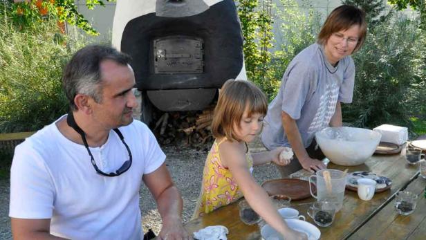 Brotbacken nach alten Rezepten im Skulpturenpark