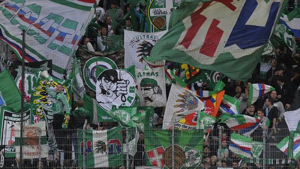 4000 Rapid-Fans in Leverkusen