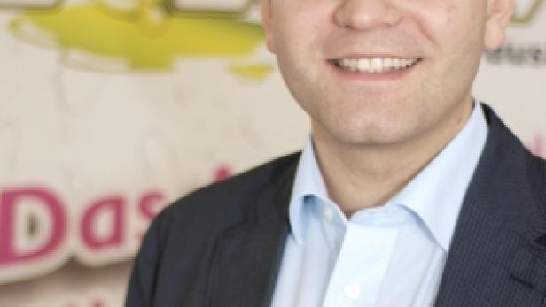 WegererKarlCSqeeza_300x400.jpg