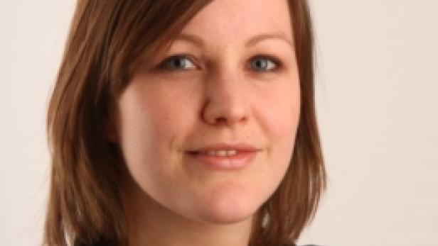 GoetzeKatharinaCAignerPR_267x400.jpg