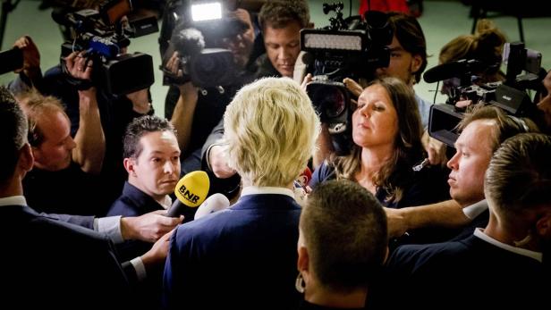 Wilders ist auch nach der Wahl im Zentrum des Medieninteresses.