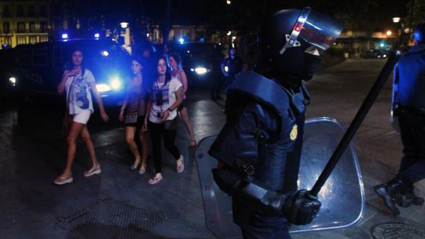 Spanien: Knüppel gegen Demonstranten