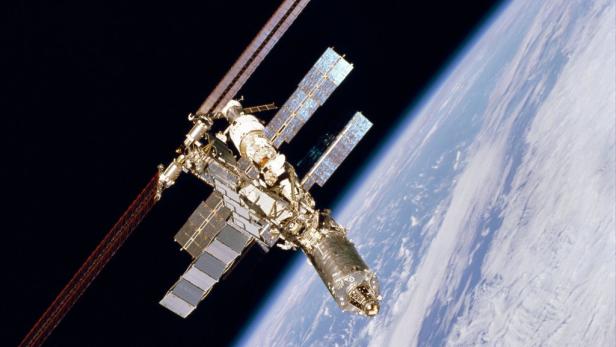 Raumstation ISS im Erdorbit Raumstation ISS im Erdorbit