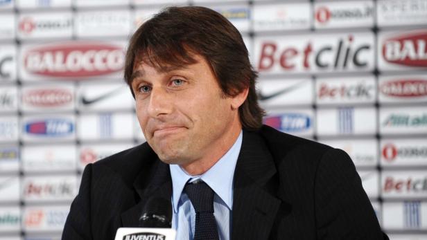 Antonio Conte bei einer Pressekonferenz.