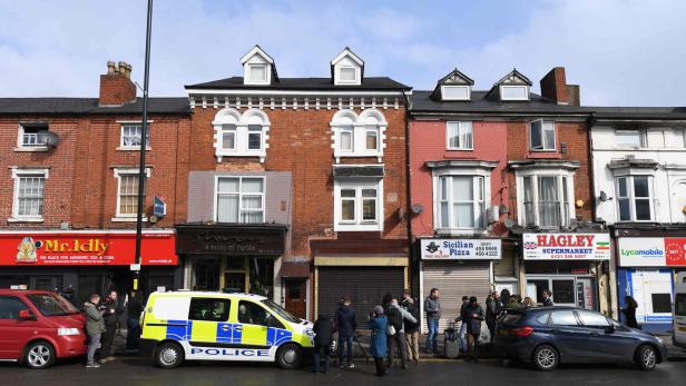 Polizeieinsatz in Birmingham auf der Jagd nach dem London-Attentäter