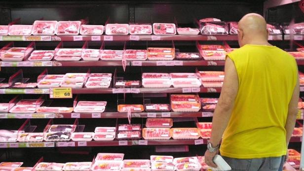 Verbraucherschützer warnen: Abkommen mit den USA könnte Lebensmittelstandards in Europa senken.