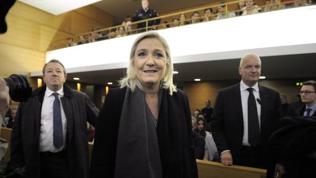 Marine Le Pen bei einer Verhandlung in Lyon