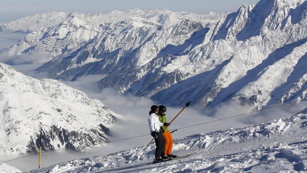 Der Stubaier Gletscher gehört zu jenen Skigebieten im Tiroler Hochgebirge, die in den vergangnen Jahren weiter gewachsen sind.