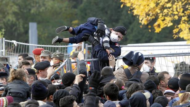 Die Flüchtlingskrise war das beherrschende Thema national wie international