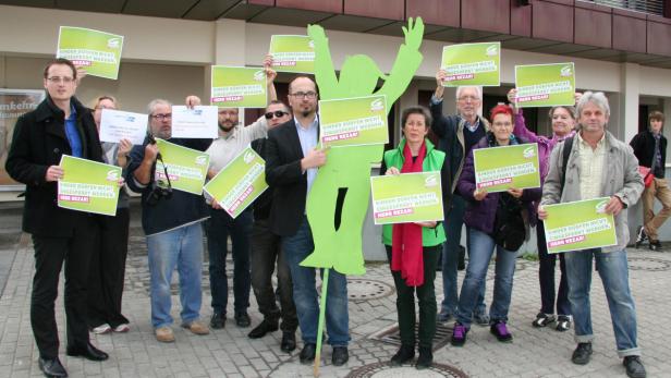 Proteste von Politikern Flüchtlinge: Kinder als "Spielball" der Politik