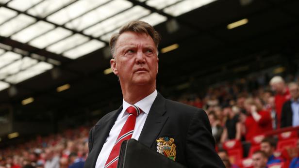 Louis van Gaal bei einem Fußballspiel im Publikum.