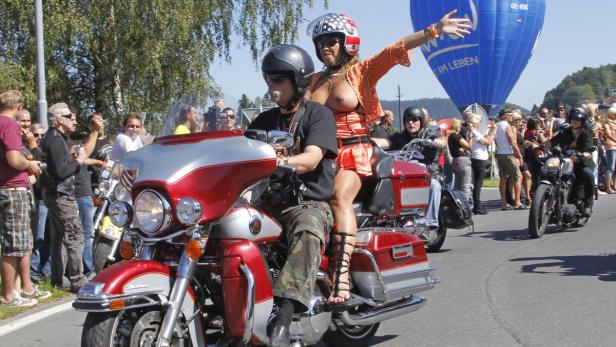 Bike Week 2012: Härter als die Polizei erlaubt