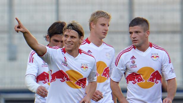 Salzburg fertigt den Aufsteiger ab