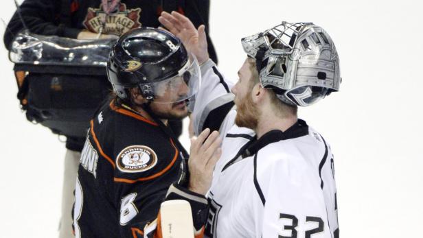 Nach dem Ausscheiden gegen die Los Angeles Kings ist Teemu Selännes (li.) Karriere in der NHL vorüber.