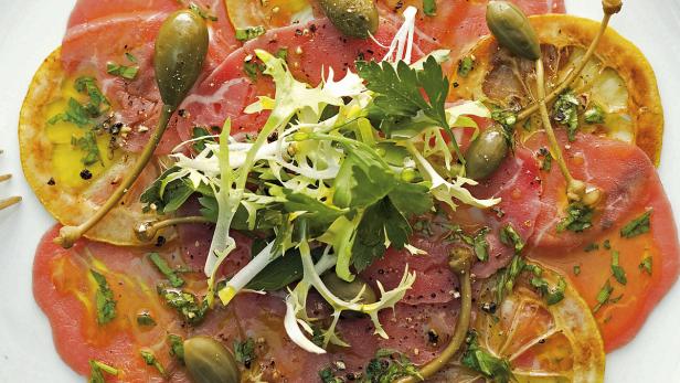 Lafer kocht mit den Jahreszeiten: Kalbscarpaccio