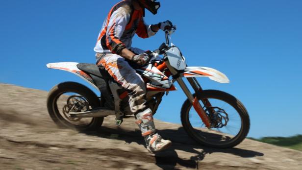 KTM Freeride E: Schotter und Strom