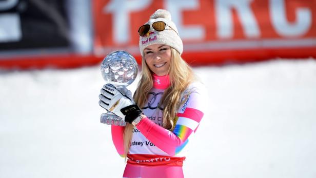 Die kleine Kugel für die beste Abfahrerin der Saison landete wieder in den Händen von Lindsey Vonn - zum insgesamt siebenten Mal. Damit zog sie mit der Österreicherin Annemarie Moser-Pröll gleich.