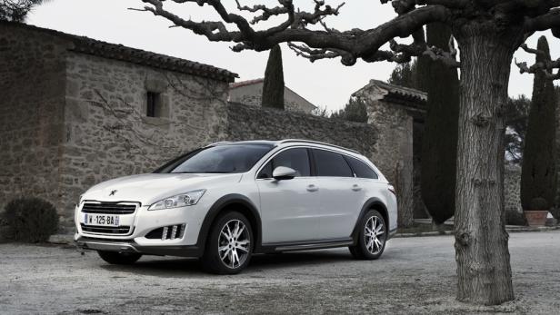 Peugeot 508 RXH: Hybrid-Löwe in Gelände-Optik