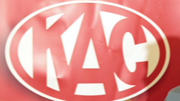 KAC trennt sich von Manager, holt einen Stürmer