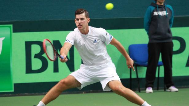 Dominic Thiem bei einem Tennisspiel.