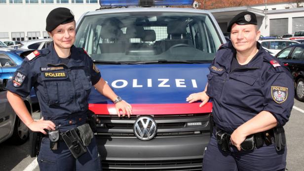 Polizistinnen Sonja Hofer und Bianca Marko.