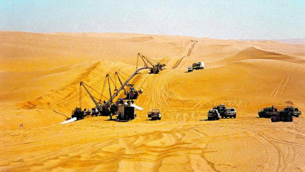 Pipelines in der Wüste sind immer wieder Angriffsziele der Aufständischen