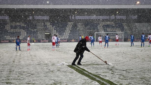 Erste Liga: Schnee führt zu Spielabbruch in Grödig