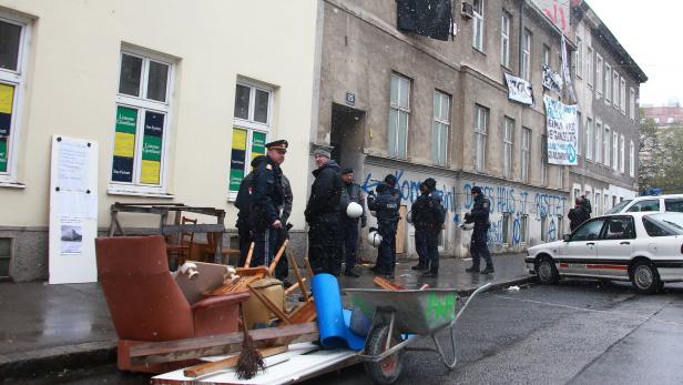 Hausräumung in Wien: Besetztes Haus ist unbesetzt