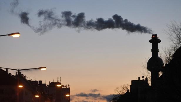 Klimaschutzbericht: Anstieg der THG-Emissionen setzt sich fort