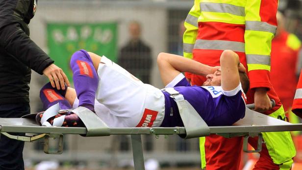Lucas Venuto verletzte sich im Derby schwer.