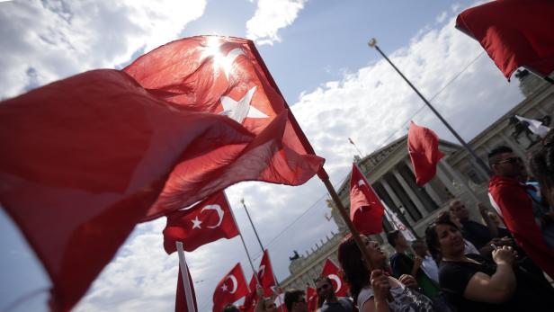 Bild von Anti-Erdogan Demo aus dem Jahr 2014