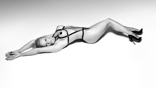 Pamela Anderson: Sexy Aufnahmen begeistern Fans