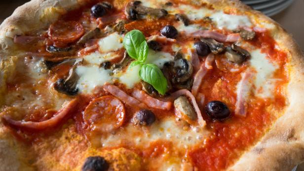 Brand in Pizzeria: Pizzabäcker angeklagt