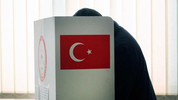 Wer wählt? Die türkischen Verzeichnisse lassen Rückschlüsse auf illegale Doppel-Staatsbürger zu.