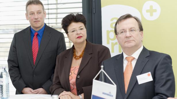 Martin Komischke, CEO Hoerbiger Holding AG, Zug, Vizebürgermeisterin Renate Brauner, Bezirksvorsteher Norbert Scheed