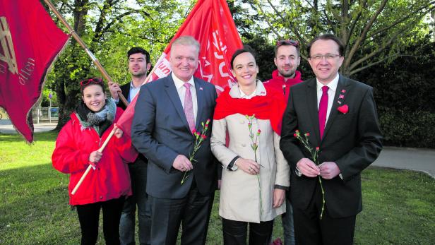 Neo-SPÖ-Chef Schnabl bei Mai-Feier mit Ministerin Hammerschmid und Bürgermeister Stadler