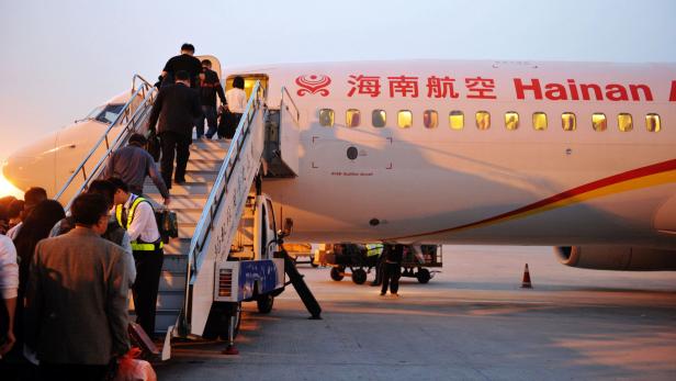 Der HNA Group gehört die Airline Hainan