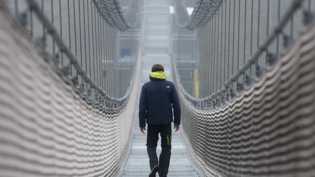 Längste Seilhängebrücke der Welt im Harz eröffnet
