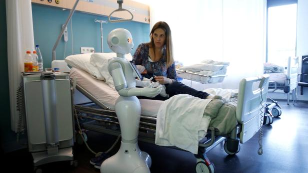 Der Roboter &quot;Pepper&quot; ist in einem belgischen Spital im Einsatz.