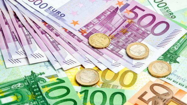 Die angestrebte Kreditsumme falle mit 74.700 Euro deutlich höher aus.