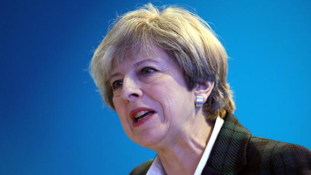 Theresa May gibt sich kämpferisch, ein klarer Brexit sei besser als ein halbherziger. Doch viele Wirtschaftsleute sehen das anders.