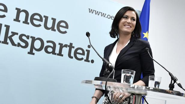 Elisabeth Köstinger, neue Chefin in der &quot;neuen Volkspartei&quot;