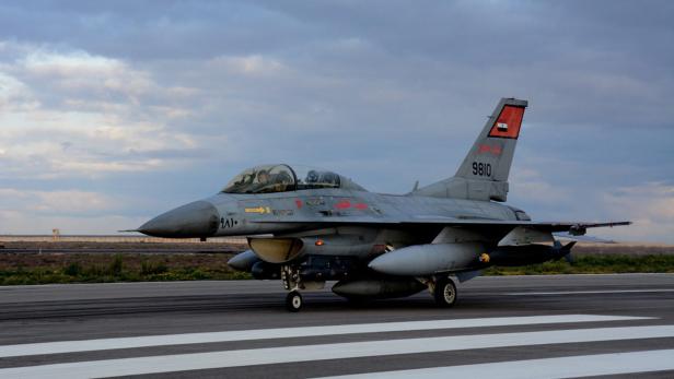 Eine F-16 der ägyptischen Luftwaffe (Archivbild)