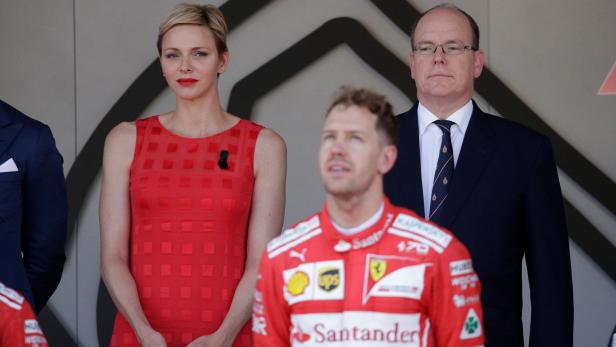 Sebastian Vettel wurde von Prince Albert II und Fürstin Charlene