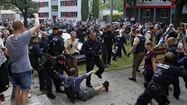 Die Polizei geing in Nürnberg gegen protestierende Schüler vor