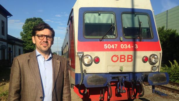 Stephan Roth wünscht sich eine bessere Verbindung auf der verschlafenen Aspangbahn