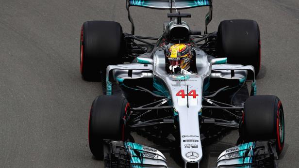 Lewis Hamilton hatte im ersten Training die Nase vorne.