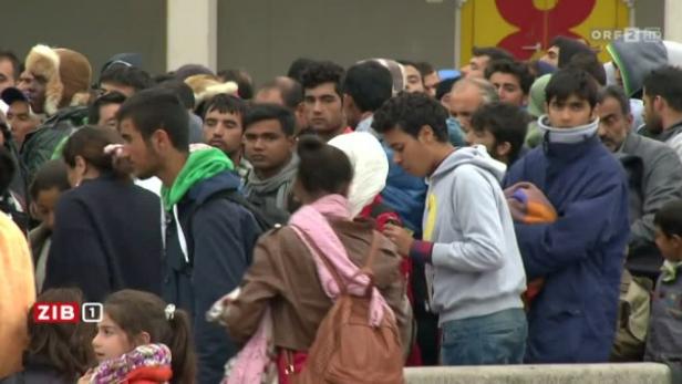 Flüchtlinge: Zahl der Asylanträge vorerst weiter rückläufig