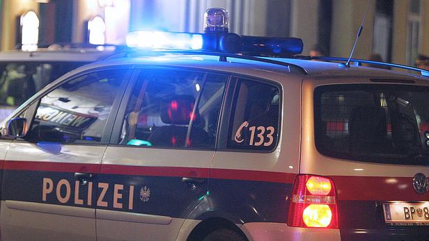 Graz: Straßensperren nach Bombendrohung